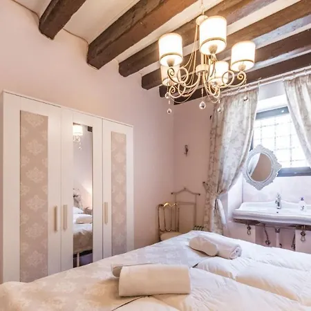 Residenza La Salute Apartament